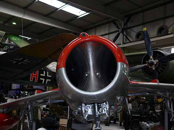 mig15_001